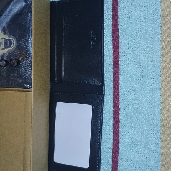 Coach Wolf Wallet Leather Keychain Set - Picture 6 of 13